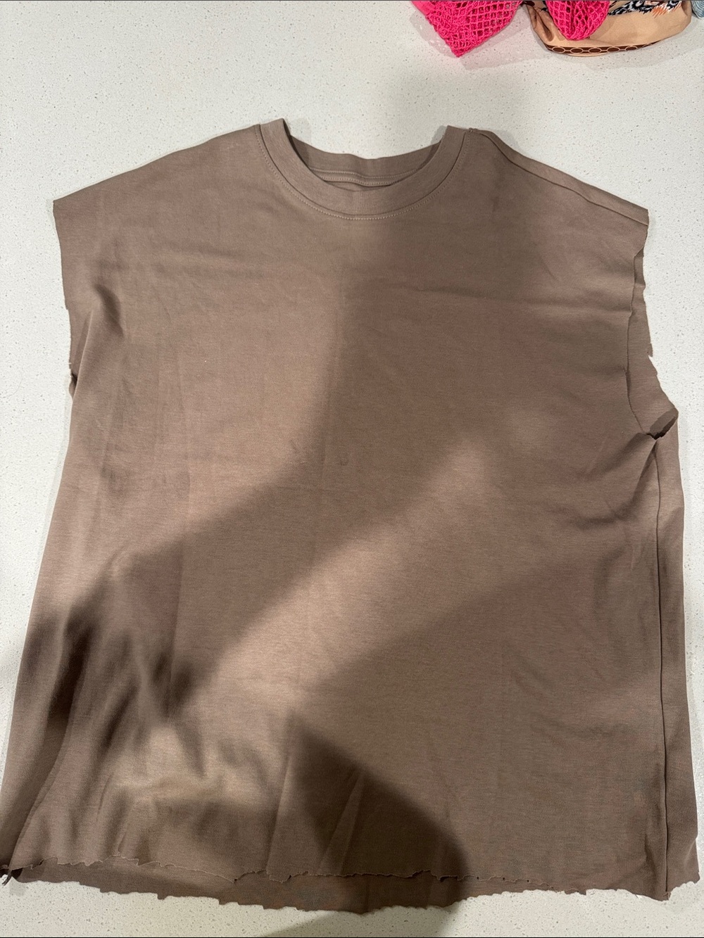 Primark Men's Sleeveless Tank Top in Taupe Brown
